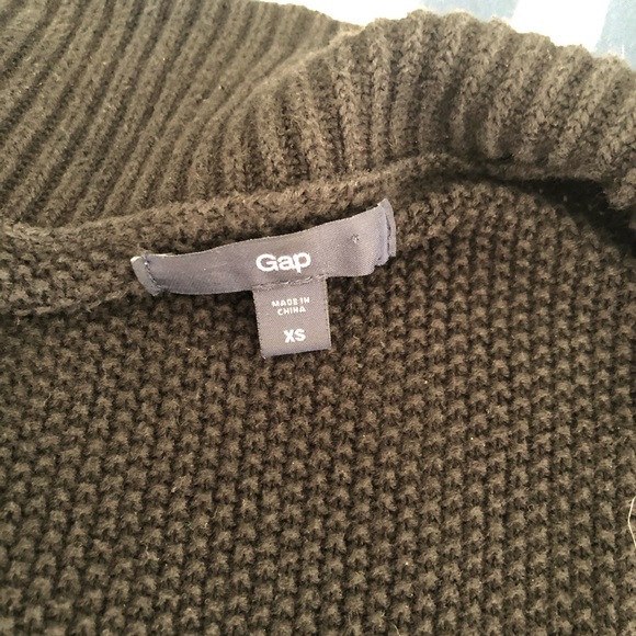 Black Cardigan Sweater - Great for spring/fall - Picture 3 of 6